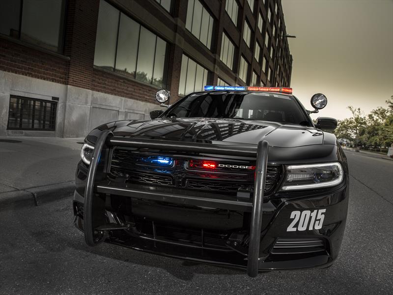 Dodge Charger Persuit 2015