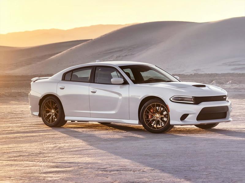 Dodge Charger SRT Hellcat 2015