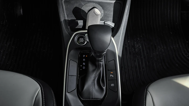 Test Drive Kia K3 Sedán