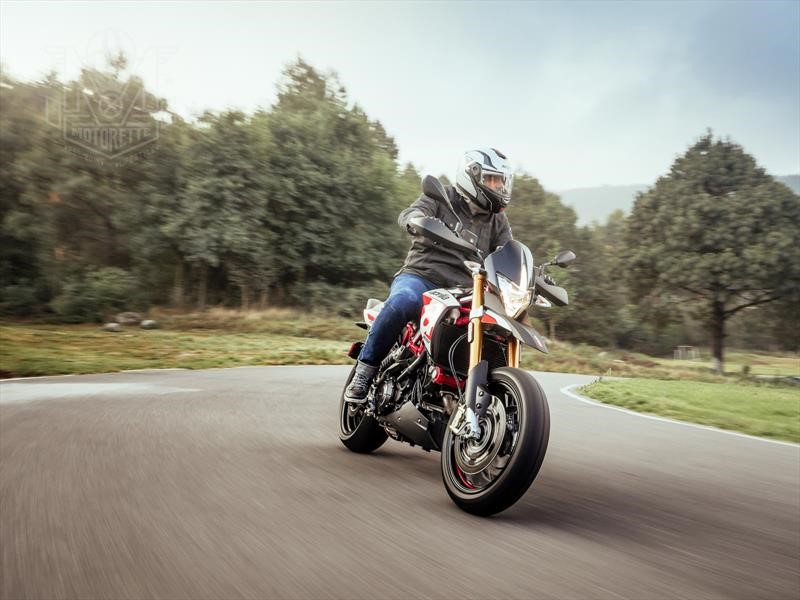 Aprilia Dorsoduro 900