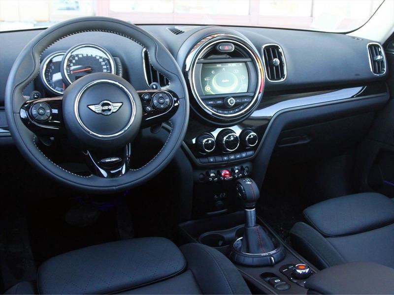 MINI Countryman 2017 - Lanzamiento en Chile