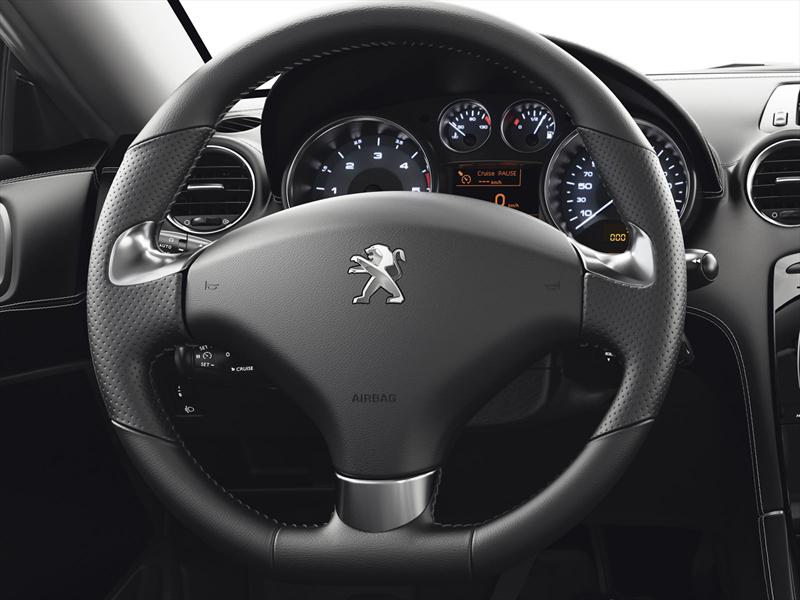 Peugeot renueva el RCZ