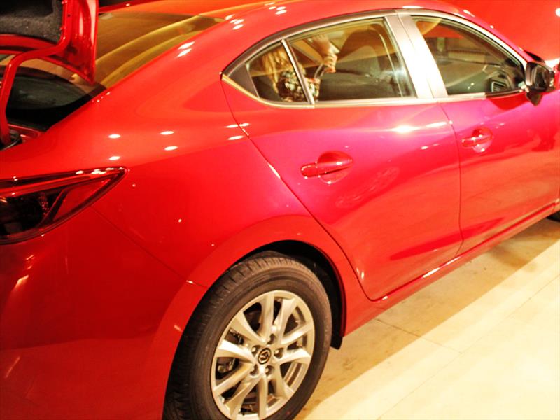 New Mazda3 2014 Lanzamiento en Chile