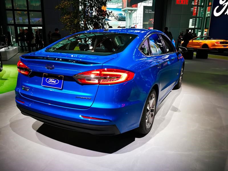 Ford Fusion 2019