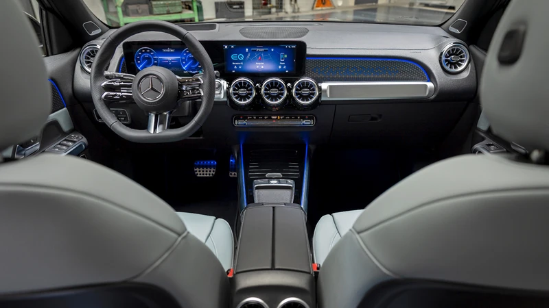 Mercedes-Benz EQB 2024