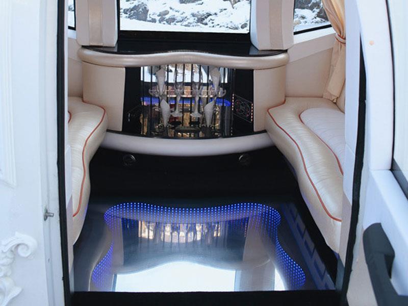 Chrysler P.T. Cruiser se convierte en limusina