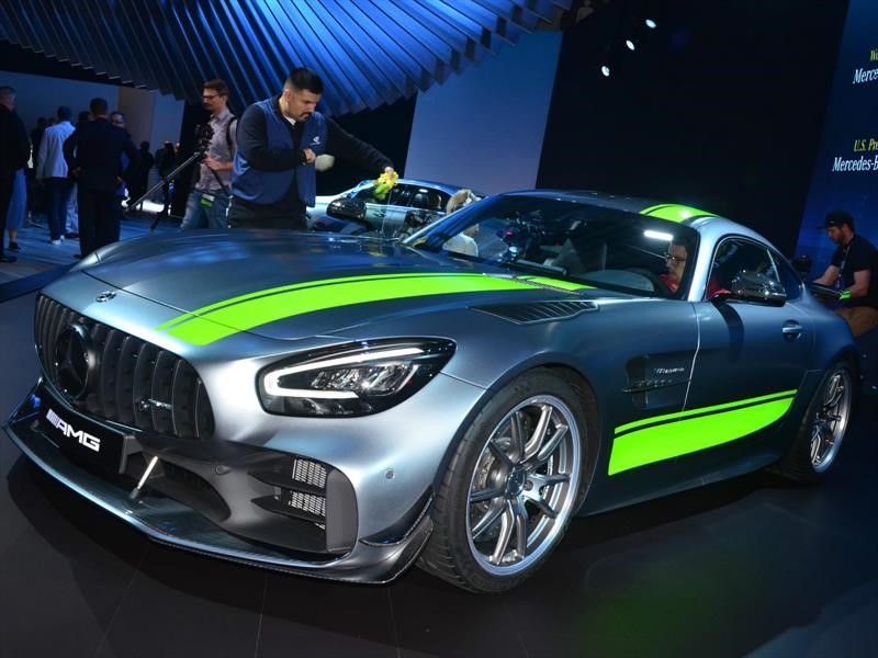 Mercedes-Benz AMG GT R PRO