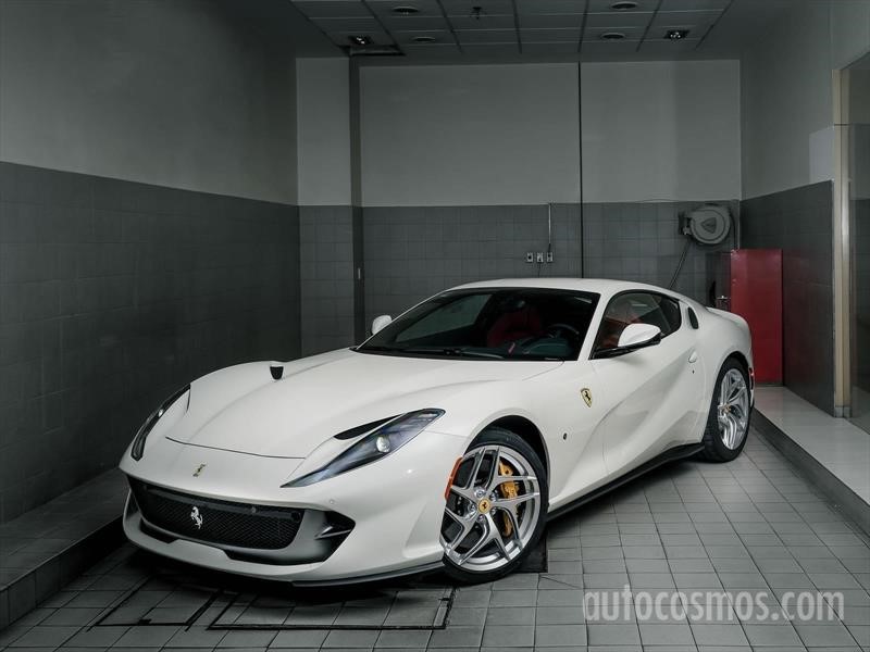 Ferrari 812 Superfast