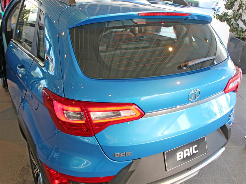 BAIC X25 Estreno en Chile