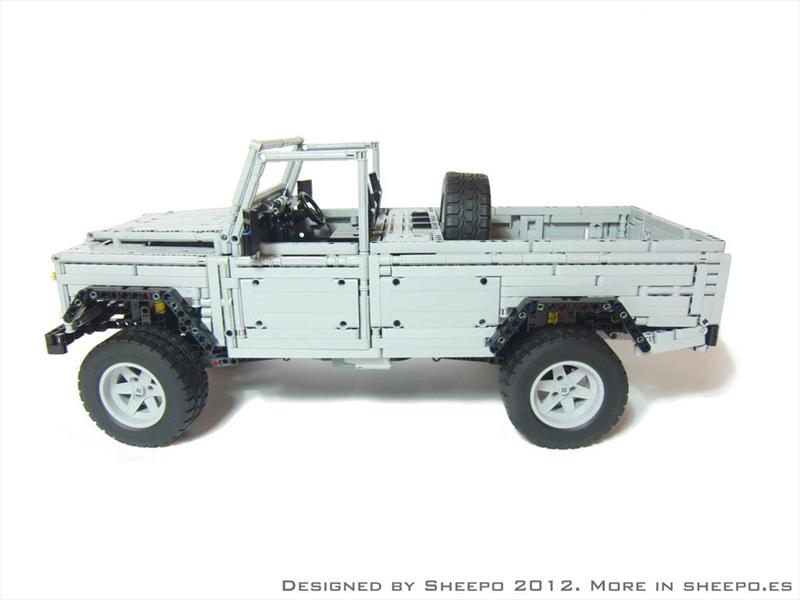 Land Rover Defender 110 con piezas de LEGO