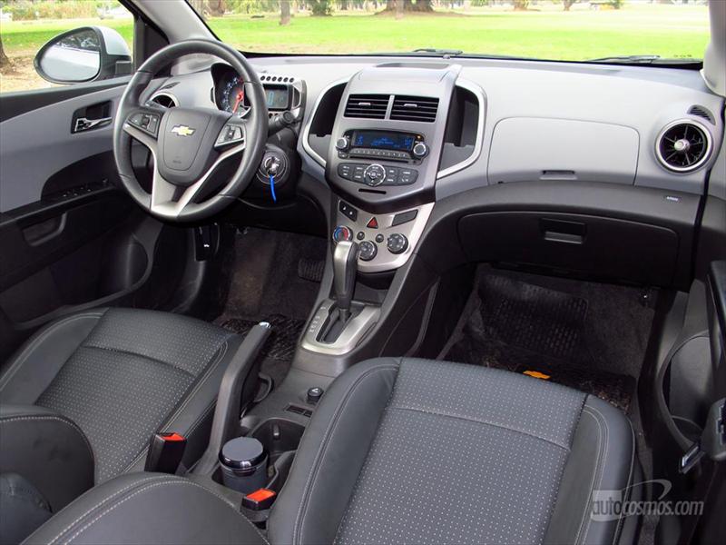 Chevrolet Sonic sedán LTZ Automático a prueba