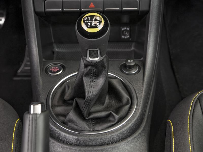 Volkswagen confirma la llegada del Beetle Turbo R 2014 a México