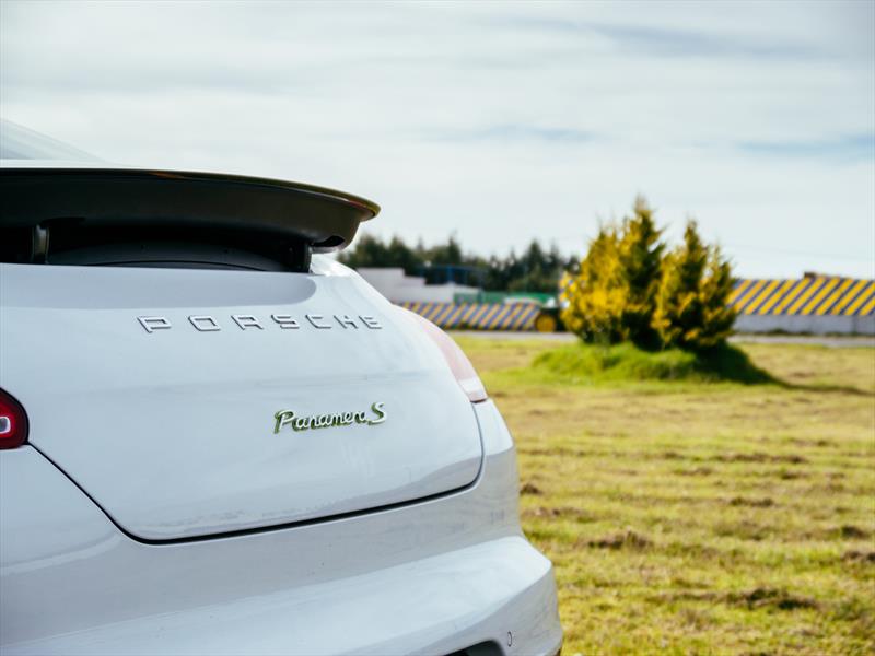 Porsche Panamera S E-Hybrid