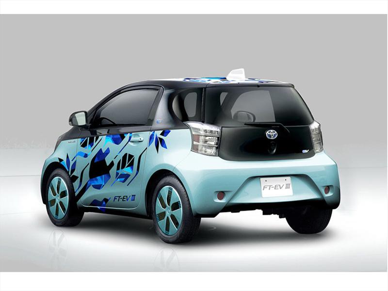 Toyota iQ FT-EV III Concept  Salón de Tokio 2011