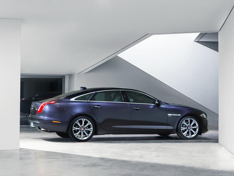 Jaguar XJ 2016