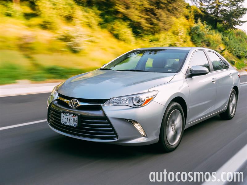 Toyota Camry 2015