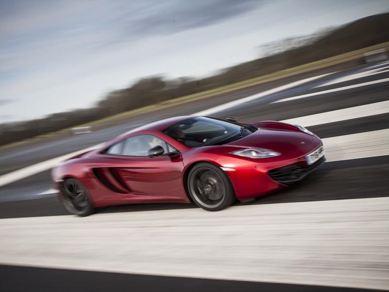 McLaren celebra 50 años en la competición