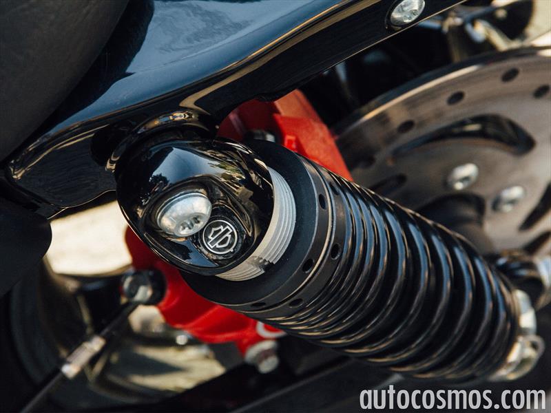 Harley-Davidson Iron 883 2016