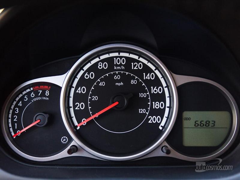 Mazda2 Touring Automático 2012 a prueba