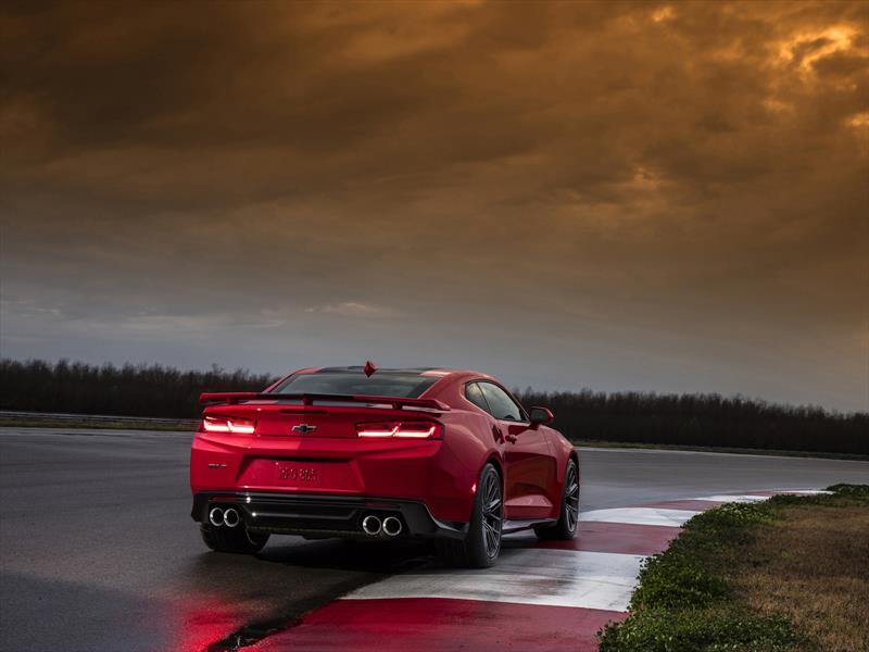 Chevrolet Camaro ZL1 2017