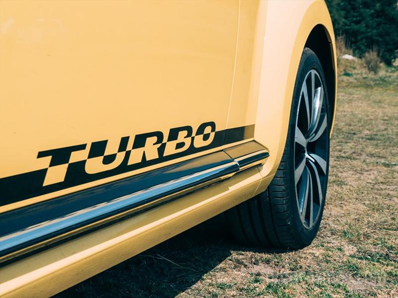 Volkswagen Beetle Turbo R 2014