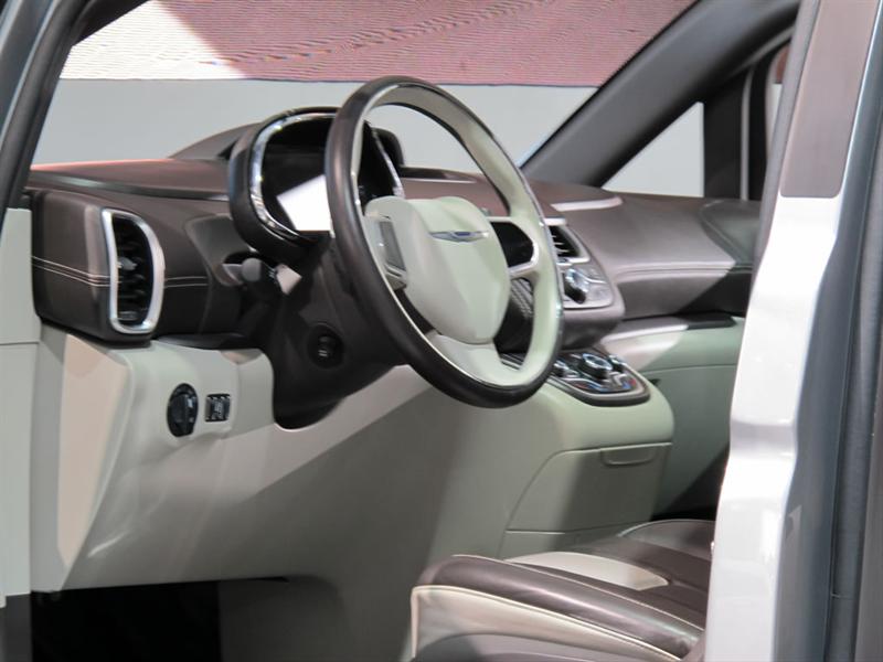 Chrysler 700 C Concept en el Salón de Detroit 2012