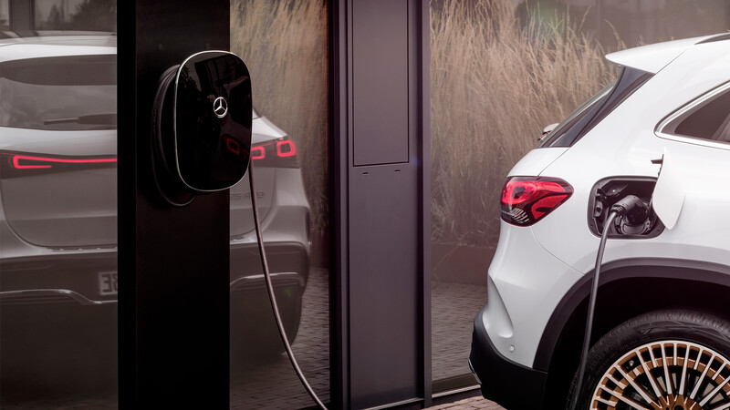 Mercedes-Benz EQA 2021