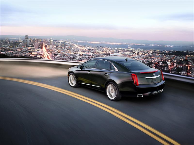 Cadillac XTS 2014 se presenta