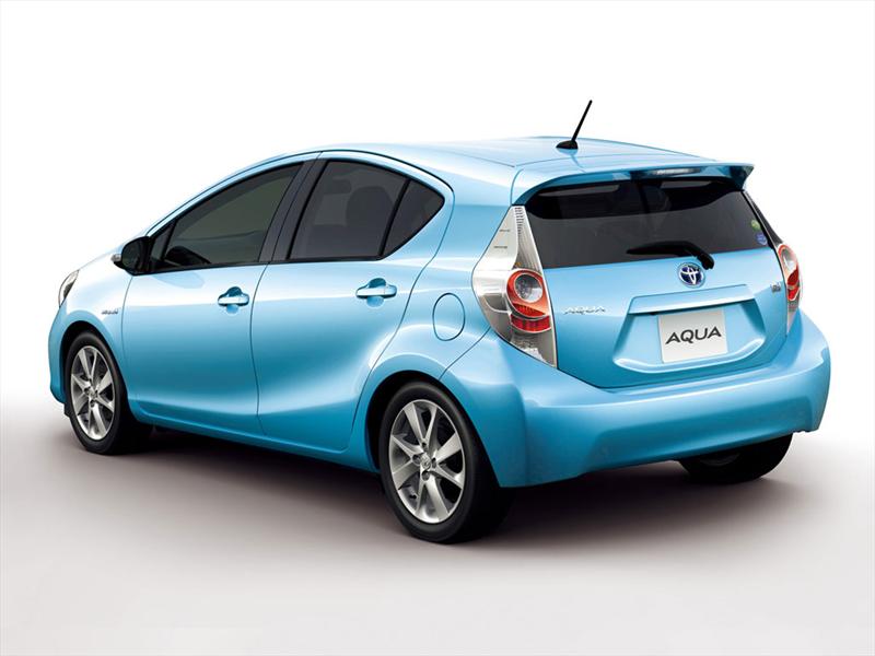Toyota Prius C 2012