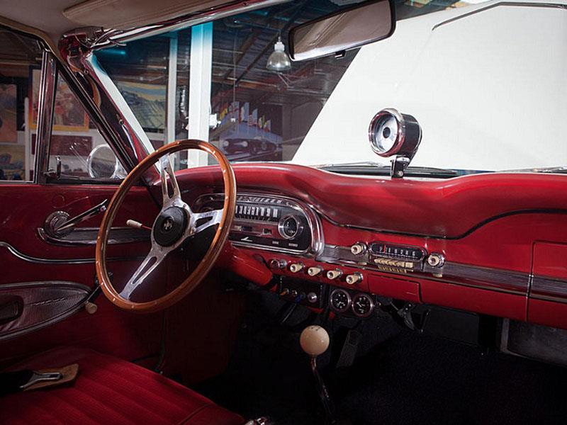 Extra 2: Ford Falcon