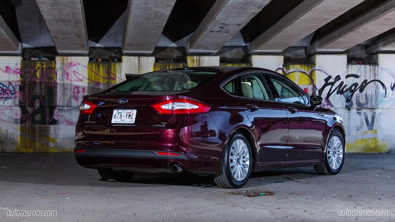 Ford Fusion Hybrid 2013