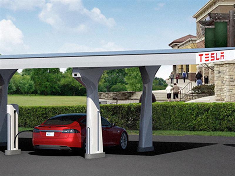 Tesla Model S y Supercharger