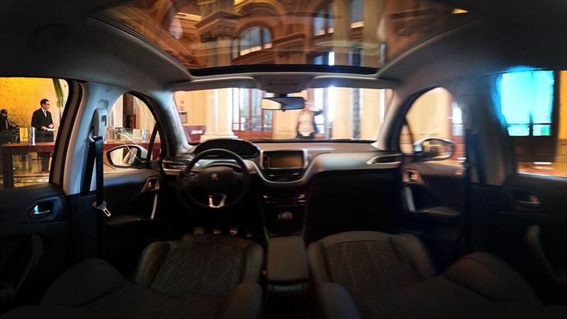 Manejamos el nuevo Peugeot 208