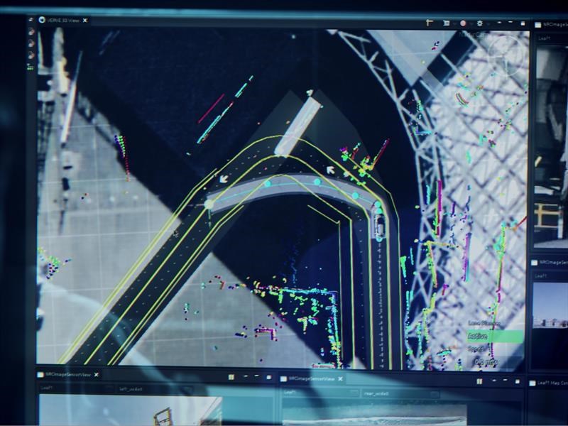 Nissan Seamless Autonomous Mobility