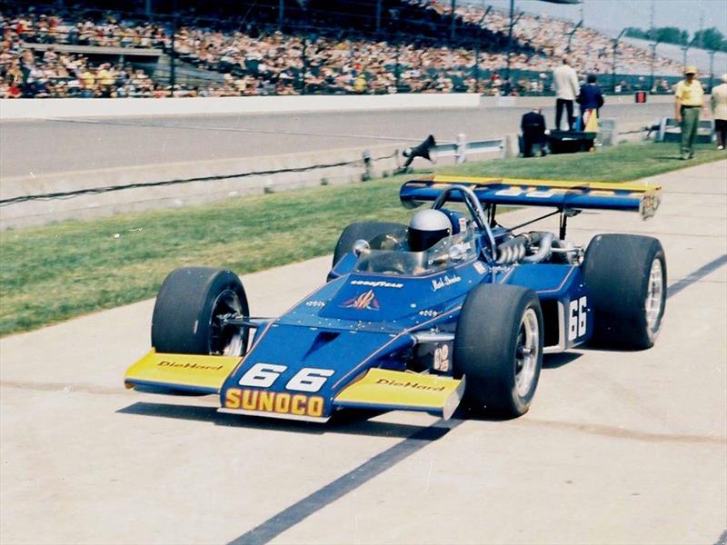 McLaren celebra 50 años en la competición