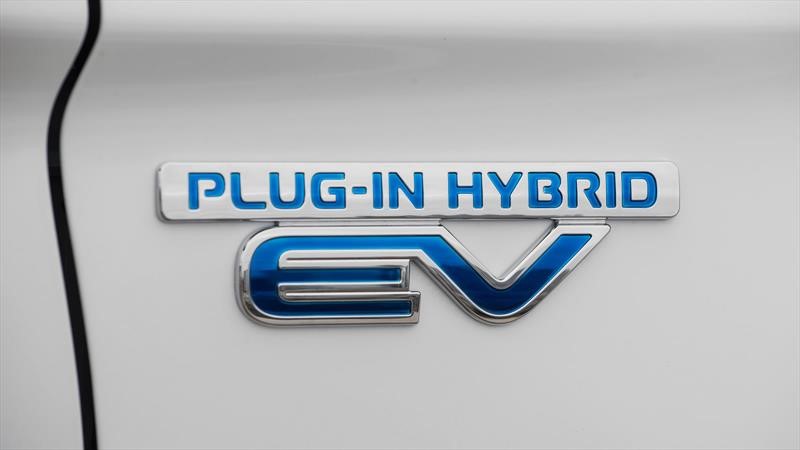 Mitsubishi Outlander PHEV 2019
