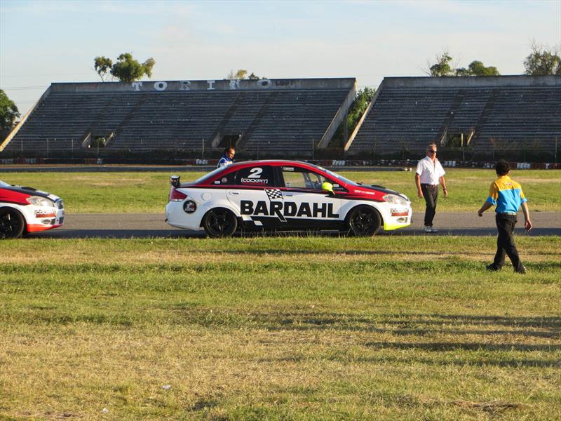 Un dia en la pista con el FIAT Linea Competizione