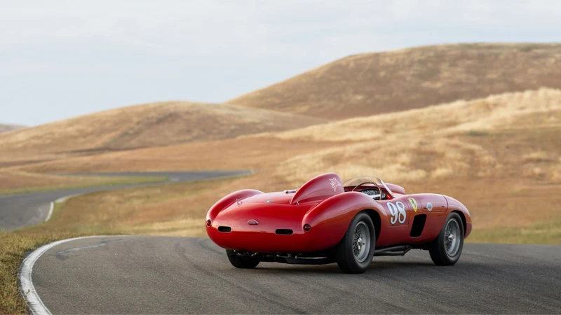Ferrari 410 Sport Spider by Scaglietti a subasta