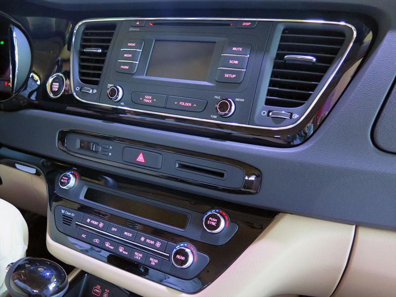 Lanzamiento Nueva Kia Carnival en Argentina