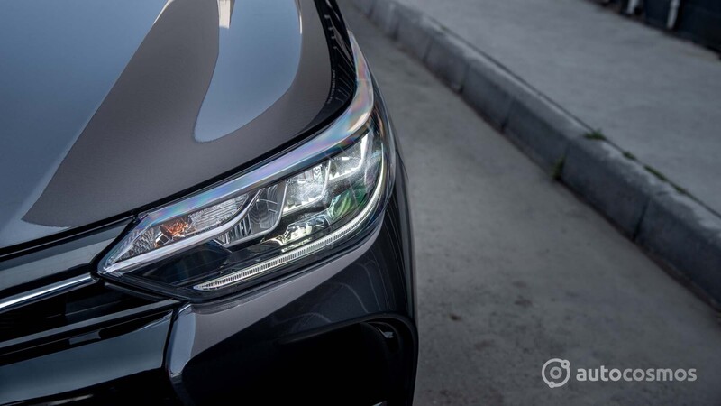 Toyota Yaris Sedán 2021 a prueba