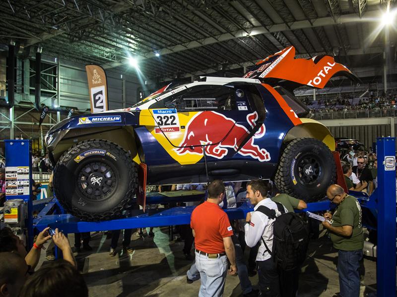 Dakar 2015: Revisión técnica y arranque