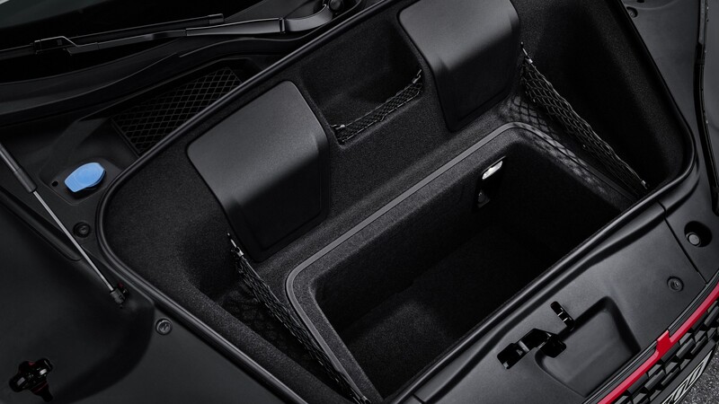 Audi R8 V10 performance RWD