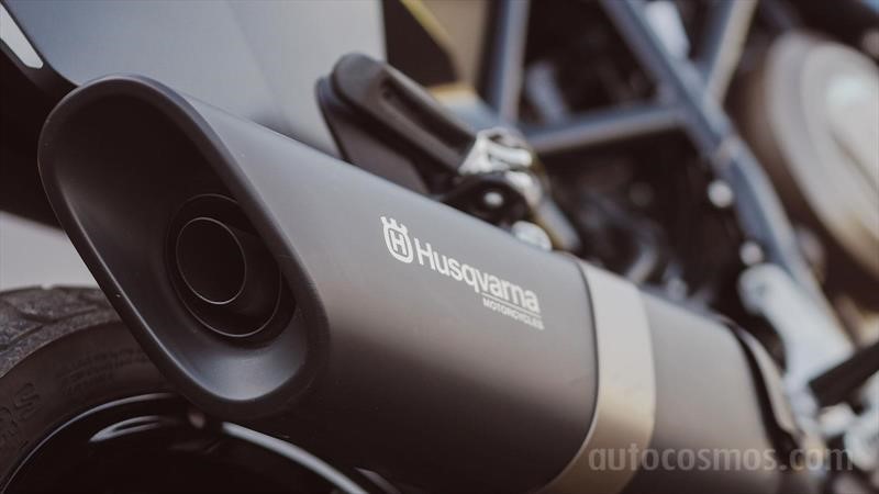 Husqvarna Svartpilen 701