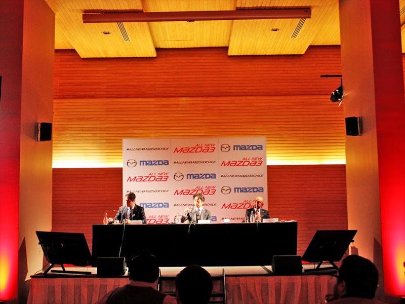 New Mazda3 2014 Lanzamiento en Chile