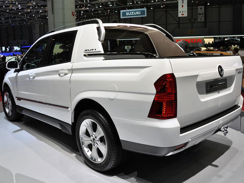 SsangYong  XIV-1 Concept y SsangYong SUT 1
