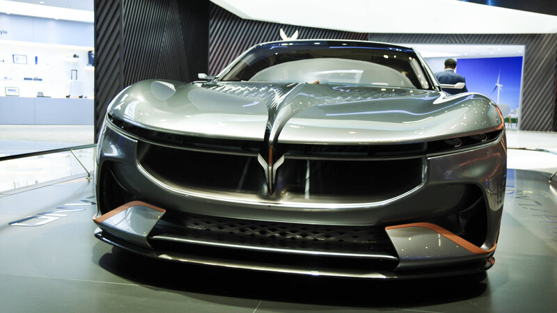 VOYAH i-FREE y i-LAND