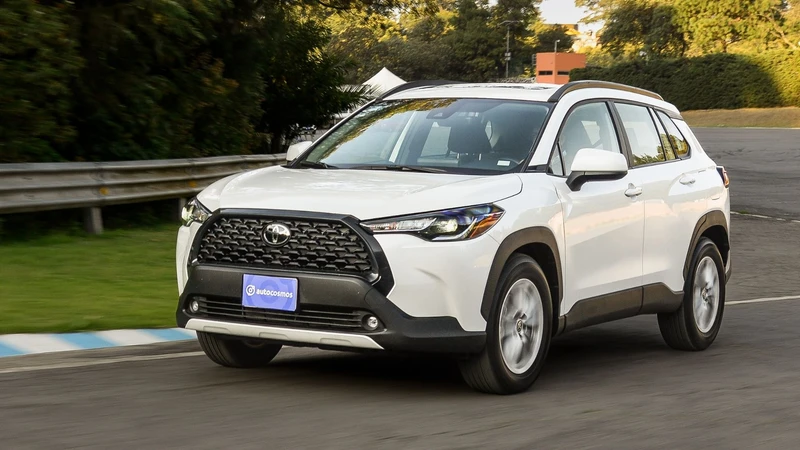 Toyota Corolla Cross 2022 a prueba