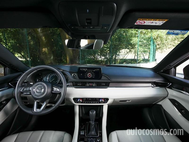 Frente a Frente: Honda Accord 2018 vs Mazda 6 2019