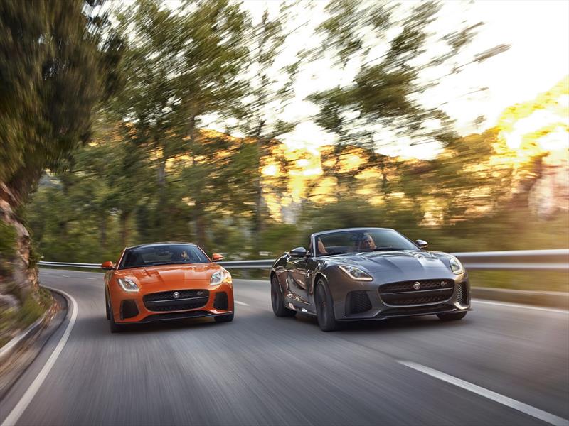 Jaguar F-Type SVR 2017