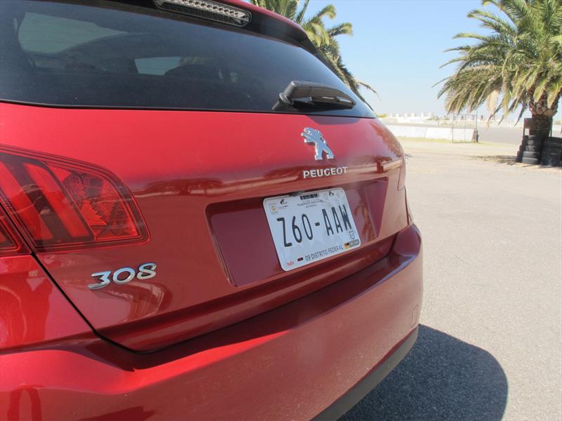 Peugeot 308 2016
